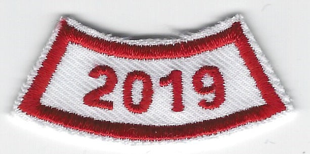 B-446d 2019-Year Segment Red and White Curve (Limited Quantity Available) - BenchmarkSpecialAwardsCo
